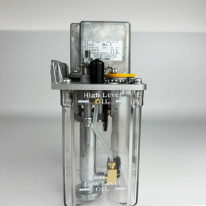 Lube bơm dầu MLZ-CE-C-2L 367223 nhỏ gọn tự động Đầm bánh bơm dầu bôi trơn hệ thống 30min 2.5ml 0.3mpa - Product Image 4