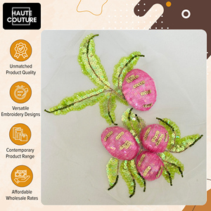 Fournisseur expérimenté proposant des appliques brodées à la main en forme de fruits et de feuilles de 26 x 18 cm pour vêtements, avec des paillettes. - Product Image 4