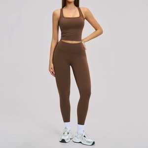 Nueva ropa deportiva y para correr por la calle para mujer, ropa de yoga de tela suave, materiales de alta calidad. - Product Image 3