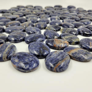 Última mejor calidad hecha a mano Feng Shui amor curación óvalos planos sodalita cristal Natural cuarzo pulido piedra preciosa tallada - Product Image 4