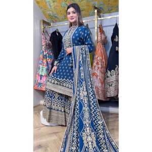 2XL Magnifique haut et bas de fête avec Dupatta Taille élégante pour un look époustouflant - Product Image 1