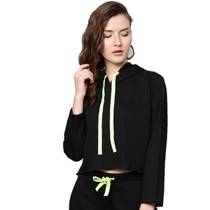 Sweat à capuche en polaire brossée douce offrant chaleur et confort pour les activités d'automne et d'hiver, idéal pour les tenues décontractées féminines - Product Image 1