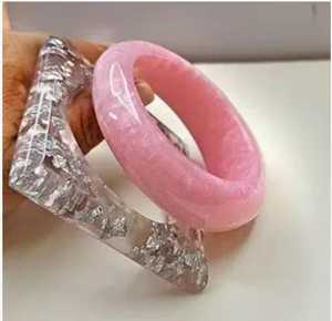 Bracelet jonc élégant pour femmes et filles, design méditerranéen, résine multicolore de haute qualité, pour un usage quotidien - Product Image 6