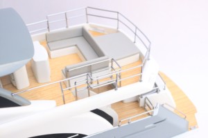 Modelo de Yate Moderno de Madera Pintado en Gris y Negro de 35 Metros, PRINCESS, Hecho a Mano, para Decoración del Hogar, Regalo de Acción de Gracias, Regalo Empresarial - Product Image 6
