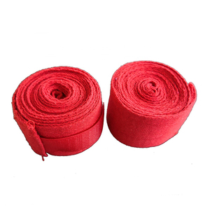Bandages de boxe 100% coton pour entraînement MMA avec logo personnalisé - Product Image 5