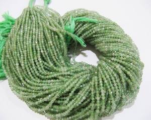 Perles de pierre semi-précieuse rutilée verte naturelle, 2 mm, rondes facettées - Product Image 2