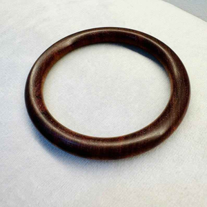 Bracelet en bois éco-responsable fait main pour femmes - Mode moderne, durable, cadeau de vacances par AFZA ENTERPRISES - Product Image 2