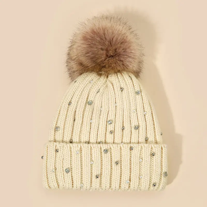 Gorros de punto de color sólido de alta calidad de Bangladesh, precio competitivo con impresión en relieve, personalizados para hombre y mujer, para invierno. - Product Image 4