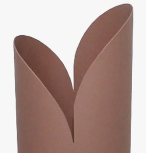 Jarrón de latón con forma de corazón exótico contemporáneo al por mayor – para sala de estar y mesa de comedor, decoración del hogar color burdeos - Product Image 6