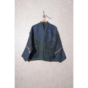 Veste Kantha vintage bohème pour femmes, veste d'hiver en coton indien faite à la main, veste ethnique en patchwork - Product Image 4