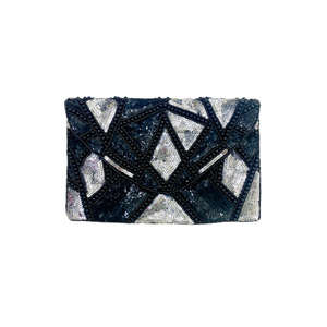 AP CURATED COUTURE Venta al por mayor de bolsos de mano elegantes para mujer, hechos a mano y personalizados, con cuentas de semillas, diseño floral, solapa en forma de V y adornos de cuentas, para noche - Product Image 3