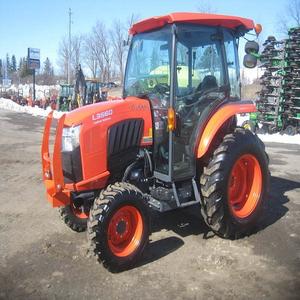 Tractor Agrícola L3560 de Servicio Pesado 4x4 con Motor y Bomba de 30HP Multifuncional, Perfecto para Trabajos Agrícolas - Product Image 5