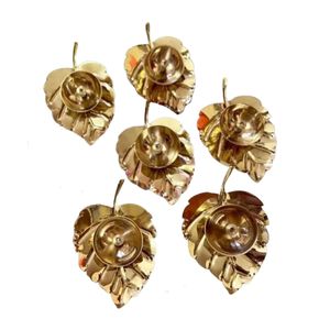 Juego de 6 Portavelas de Latón Dorado de Lujo con Forma de Hoja, Elegante Centro de Mesa Metálico para Decoración del Hogar, Bodas, Fiestas y Festivales - Product Image 1