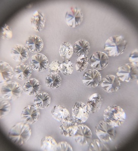 SI DEF 1.00 CT 4 MM Taille CVD HPHT Diamants synthétiques polis cultivés en laboratoire pour hommes et femmes Pendentif Design Diamants en vrac - Product Image 3