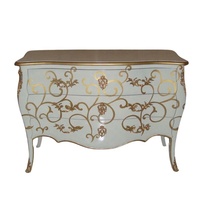 Commode de luxe en bois massif de style français antique peinte en blanc décorée avec de la peinture à la main couleur or pour chambre à coucher
