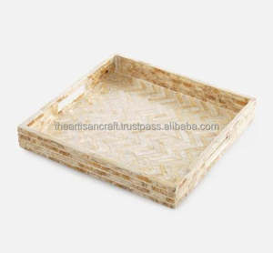 Elegante Bandeja Cuadrada de Nácar Hecha a Mano, Duradera, Moderna y Decorativa para Servir, Decoración del Hogar y Regalos por ARTISAN CRAFT - Product Image 2