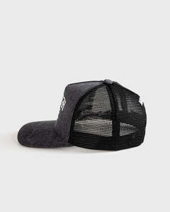Casquette Snapback Ajustable Personnalisée de Qualité Supérieure, Visière Plate Classique, Matériaux de Qualité Supérieure, Respirante, pour un Usage Quotidien - Product Image 4