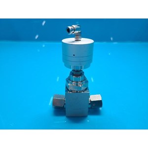 Vanne à diaphragme manuelle FUJIKIN 316L 480003, utilisée comme pièce détachée pour équipement semi-conducteur Legacy - Product Image 6