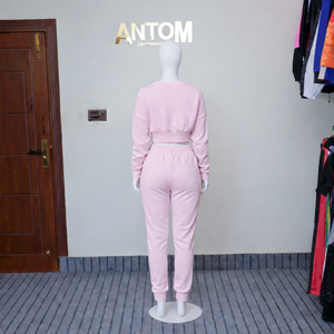 Custom OEM Women Pink Two Piece Tracksuit Set <b>Crop</b> <b>Top</b> Long Sleeve Sweatshirt High Waist Jogger Sweatpants Wholesale Tracksuit - Product Image 4