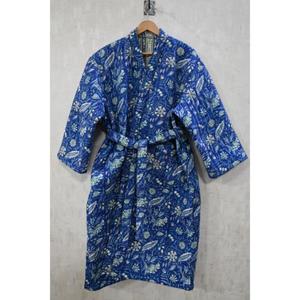 Chaqueta Kimono India Hecha a Mano con Cuello en V y Cordón Ajustable, Acolchada con Diseño Floral, Ligera, de Secado Rápido y Transpirable para Mujer, Larga, para Invierno - Product Image 4