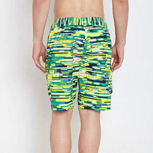 Shorts de bain écologiques de qualité supérieure avec bande élastique à la taille moyenne et cordon de serrage réglable pour un ajustement sûr et un style élégant - Product Image 3