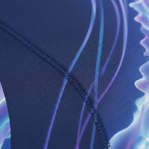 Uniforme de Fútbol Personalizado 100% Poliéster Sublimado, Conjunto de Camiseta de Manga Larga y Pantalones Cortos, Transpirable, con Nombre del Jugador, Secado Rápido - Product Image 4