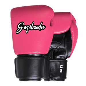 ถุงมือชกมวยไทยคุณภาพสูง SAQIB&CO รุ่น SC-01-148 สำหรับคิกบ็อกซิ่งและการฝึกซ้อม - วัสดุ PU ป้องกันรังสียูวี อุปกรณ์สำหรับการต่อสู้ - Product Image 1