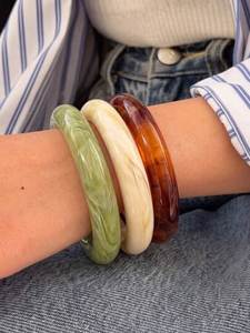 Green Cream Amber Swirl Marble <b>Resin</b> Bangle Bracelet Stack Women Round Glossy Wrist Cuff Fashion Jewelry Acrylic Arm <b>Ring</b> - Product Image 1