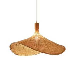 Lámpara de Techo Colgante de Ratán Natural Hecha a Mano, Diseño Único y Acampanado, Estilo Boho para Comedor - Product Image 3