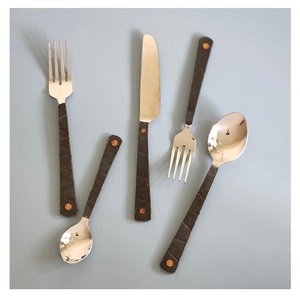 Ensemble de couverts de luxe en acier inoxydable de haute qualité, 5 pièces, poli miroir, cuillère, couteau et fourchette, manche en fer, vaisselle de table - Product Image 1