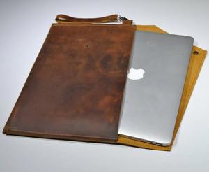 Funda de Piel Auténtica de Alta Calidad con Logotipo Personalizado para Laptop MacBook Air Pro de 13 Pulgadas LS-0299 - Product Image 4