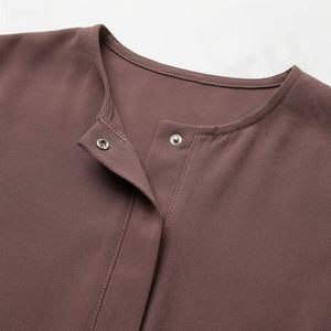 ราคาเสื้อผ้าสตรี อบายะห์ทรงแบทวิงทันสมัย ชุดอิสลาม ขายส่ง รับสั่งตัดตามไซส์ สวมใส่สบาย ผลิตตามแบบ OEM เสื้อผ้ามุสลิมสุภาพ - Product Image 4