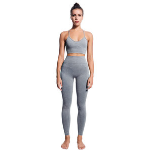 Conjunto de Yoga sin Costuras de 2 Piezas, Top Corto de Cintura Alta y Leggings Largos, Color Sólido, Tirantes, Cuello en V, Ropa Deportiva para Mujer - Product Image 1