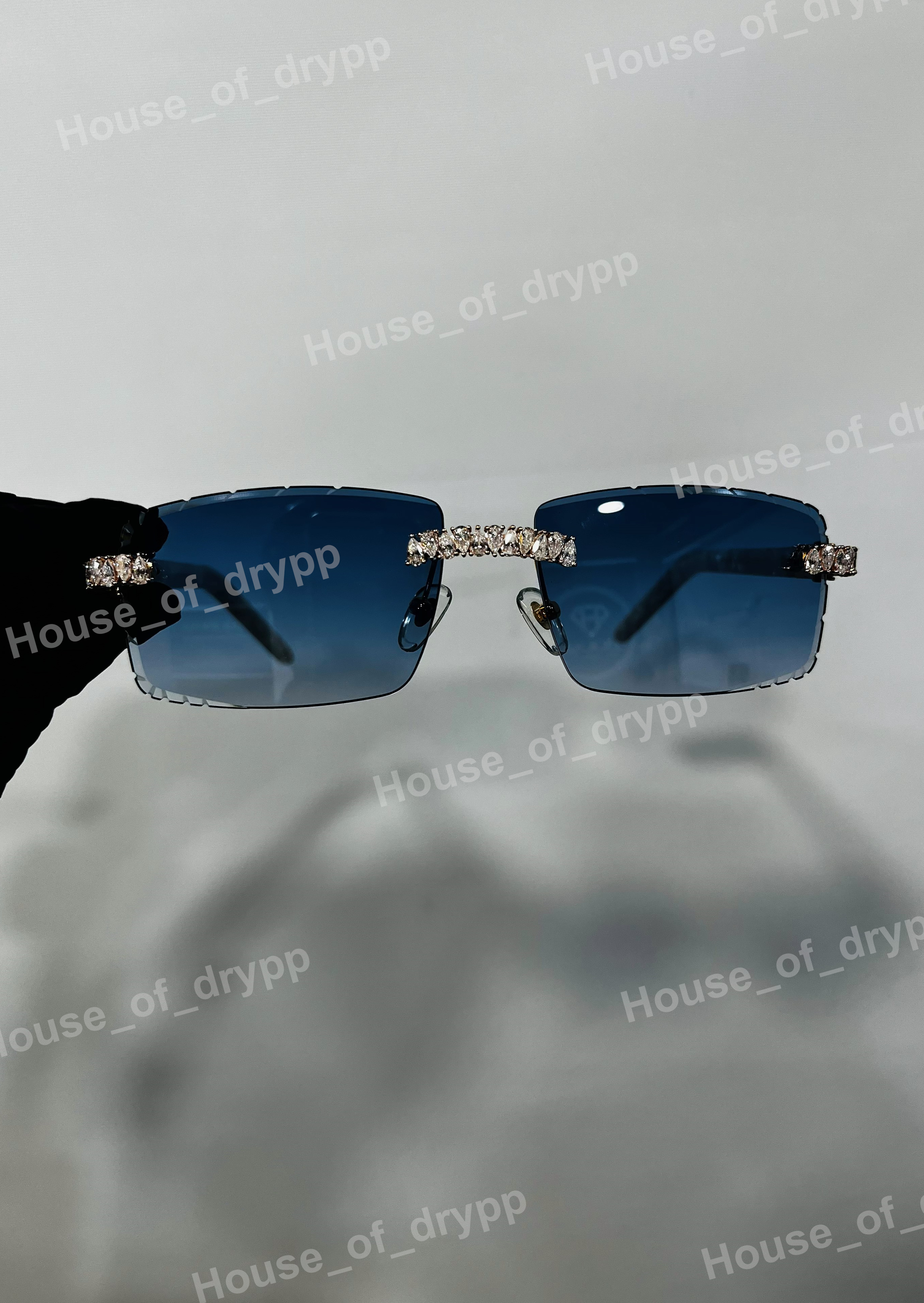 Comme montré sur l'image