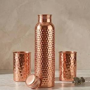 Botella de Agua de Cobre con Acabado Martillado, Diseño Minimalista Portátil para Viajes - Product Image 4