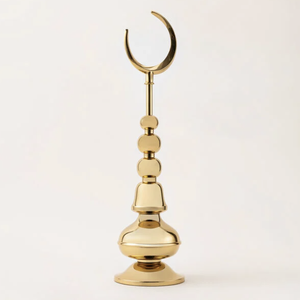 Centre de table élégant en métal pour la décoration du Ramadan, avec un design de lanterne élégant, pour une ambiance Ramadan Kareem. - Product Image 6