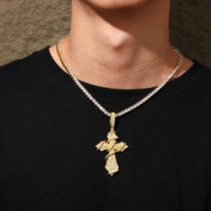 Colgante de Cruz de Moissanita Totalmente Engastado, Plata de Ley 925, Joyería Fina Hecha a Mano, Regalo para Hombres y Mujeres, Joyería Artesanal - Product Image 1