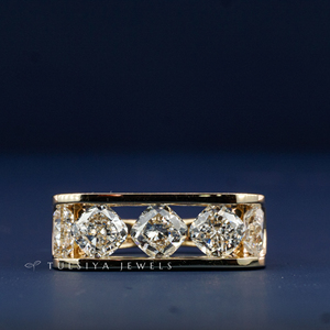 Bague de luxe en or 14 carats avec diamant de laboratoire pour homme, alliance élégante et minimaliste avec pierres taille brillant pour le quotidien - Product Image 1