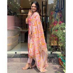 Magnifique ensemble haut et bas en tissu mousseline de soie taille XL avec dupatta pour tenue de soirée - Product Image 3