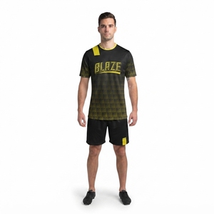 Ensemble maillot et short de football personnalisé noir et jaune en polyester pour équipes OEM – Collection été - Product Image 1
