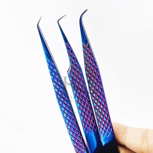 Pince à épiler pour extensions de cils en acier inoxydable plaqué plasma bleu, poignée diamant, 3 pointes différentes et emballage en boîte cartonnée, ensemble de pinces. - Product Image 5