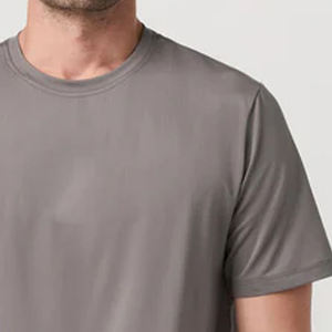 T-shirt pour homme de couleur unie, service OEM, design personnalisé, prix d'usine avantageux, col rond, matière confortable, design de haute qualité, uni - Product Image 4