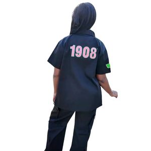Camisa de Trabajo Azul Marino de Manga Corta con Estampado Rosa '1908' en la Espalda, Camisa Casual con Botones para Mujer - Product Image 6