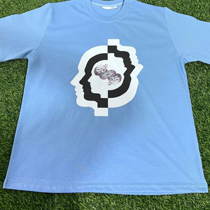 Camiseta de hombre con logo personalizado de alta demanda, estilo urbano, color azul claro, gráfico, de alta calidad, manga corta, impresión DTF, para verano. - Product Image 2