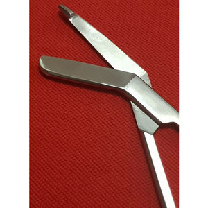 3 Tijeras para Vendajes Lister de Primeros Auxilios de 5.5 Pulgadas, Esterilizables en Autoclave, con Punta de Seguridad, Venta al por Mayor, OEM, ODM - Product Image 3