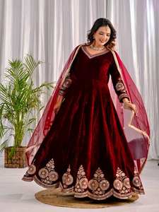 Elegante Conjunto de Tres Piezas Anarkali de Diseño Moderno con Bordado de Lentejuelas para Mujer, de Secado Rápido, para Todas las Temporadas, Bodas, Fiestas y Eventos - Product Image 3