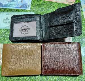 Cartera Minimalista de Cuero Genuino para Hombre con Ranuras para Tarjetas y Almacenamiento Seguro para Efectivo, para la Moda Diaria Moderna - Product Image 1