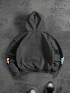 เสื้อฮู้ดดี้ผู้ชายสีเทาชาร์โคล แต่งดอกไม้ปักลายเชนีล ผ้าฟลีซหนานุ่ม ทรงโอเวอร์ไซส์ สกรีนโลโก้ได้ตามสั่ง สไตล์สตรีทแวร์ ขายส่ง - Product Image 3