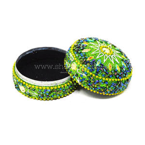 Boîte à bijoux ronde en métal scintillant abordable pour ranger bagues et boucles d'oreilles, boîte de rangement de voyage, boîte à pilules perlée - Product Image 5