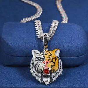 เครื่องประดับแฟชั่นฮิปฮอปโทนคู่สีทองเหลืองเสือ18K ชุบทอง18K ประดับด้วยน้ำแข็งจี้และเสน่ห์ - Product Image 3
